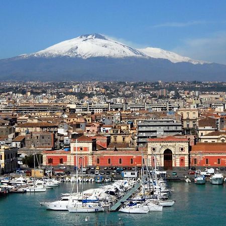 Bastiano'S Rooms Catania Exterior photo